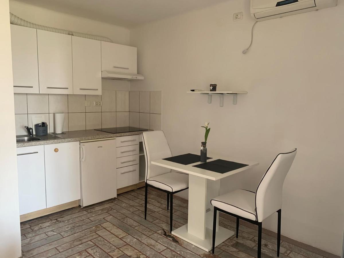 Apartmaji Amitis Portorož Buitenkant foto